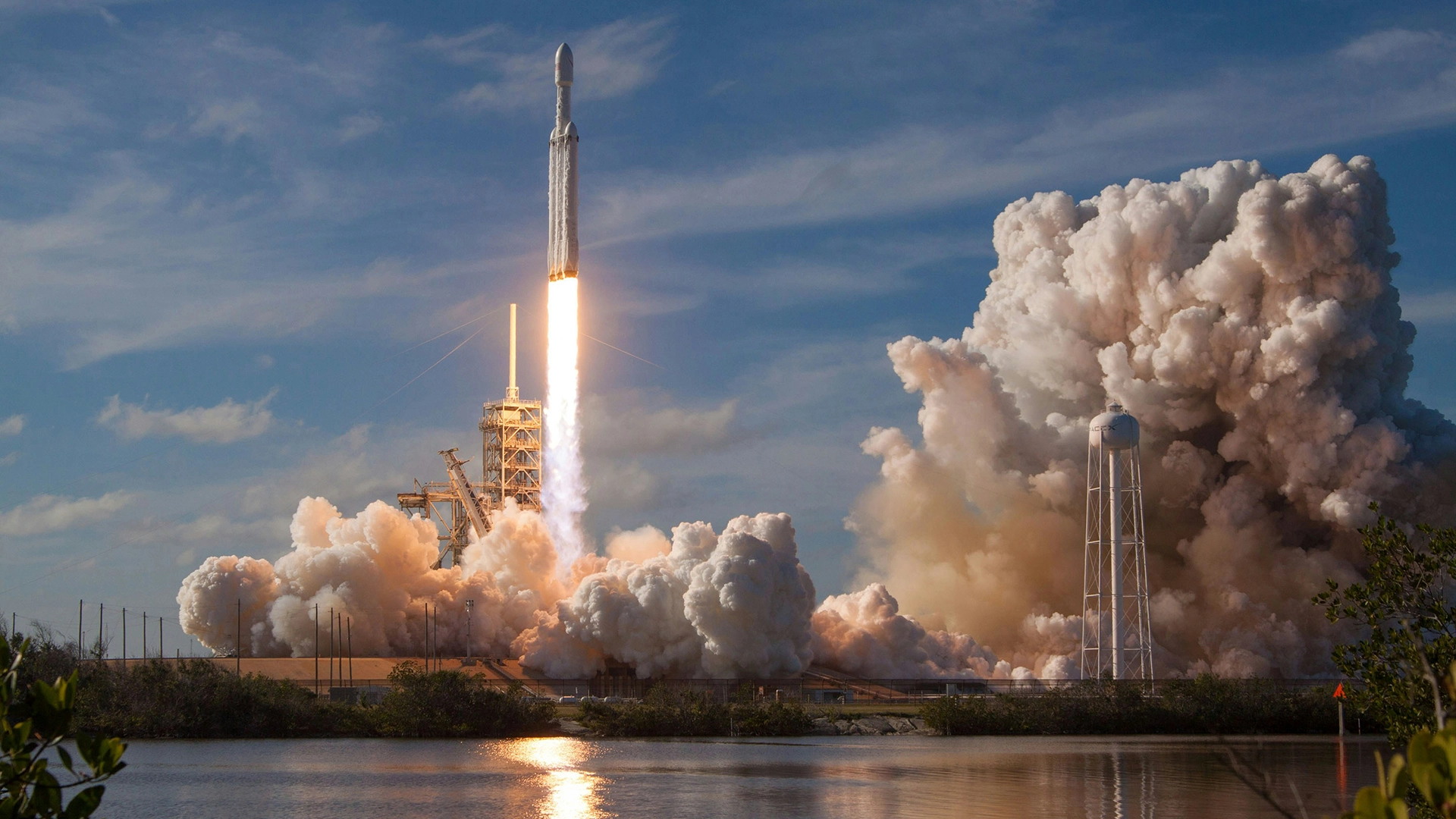 SpaceX, İlk Kez Polar Y&ouml;r&uuml;ngeye 4 Sivil ile &Ouml;zel G&ouml;rev Başlatıyor