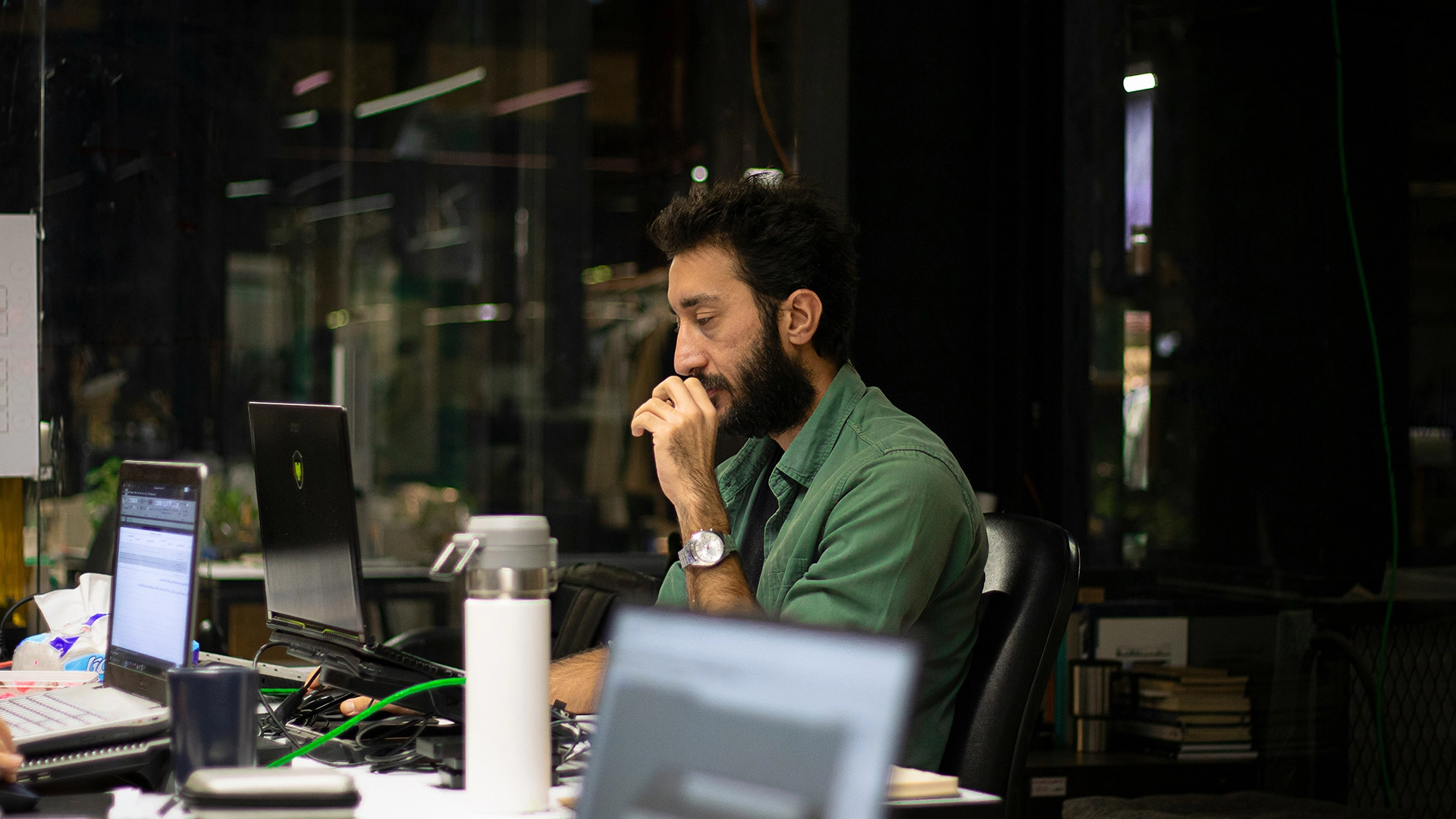İngiltere&rsquo;deki Şirketlerin &Uuml;&ccedil;te Biri, &Ccedil;alışanları &lsquo;Bossware&rsquo; Kullanarak İzliyor