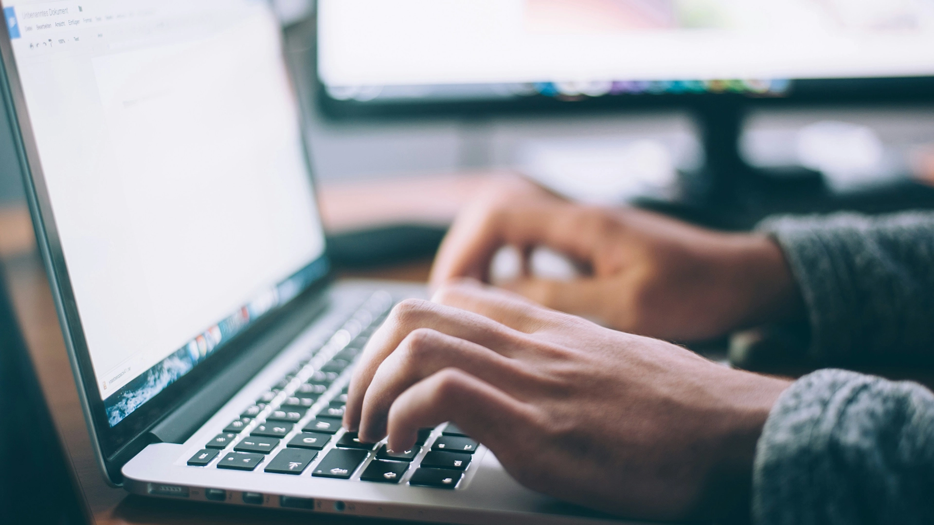 OpenAI, LinkedIn ile Rekabet Etmek İ&ccedil;in Yapay Zeka Destekli İş Platformu Başlatıyor